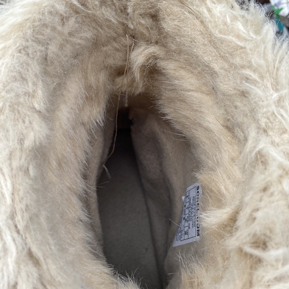 Sorel winter boots Size 9 Brown lace up durable boot. Pre-loved condition - Picture 15 of 17